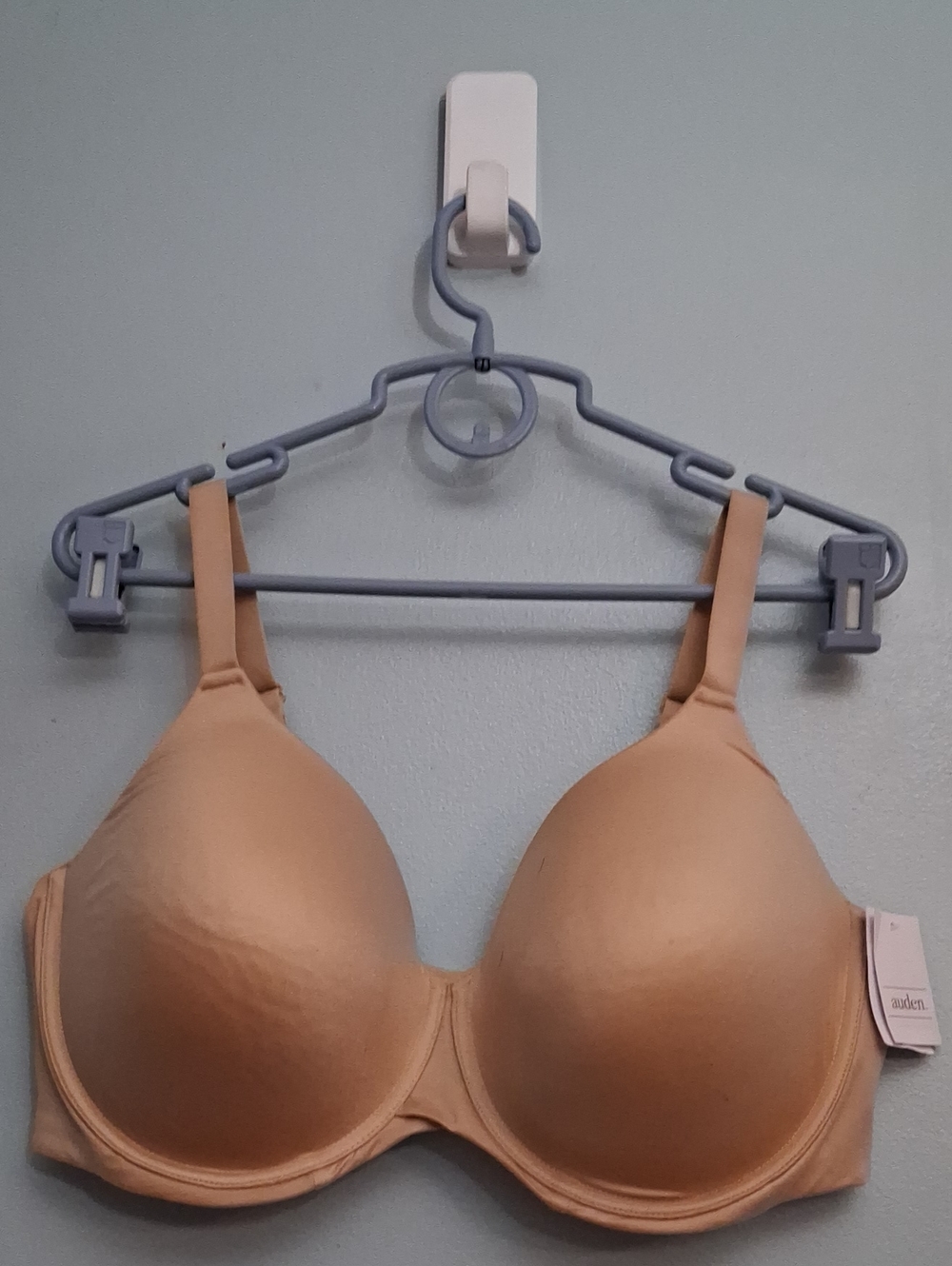 Auden Size 42DDD women's Beige Lightly Lined Molded T-Shirt Bra - Smooth Support